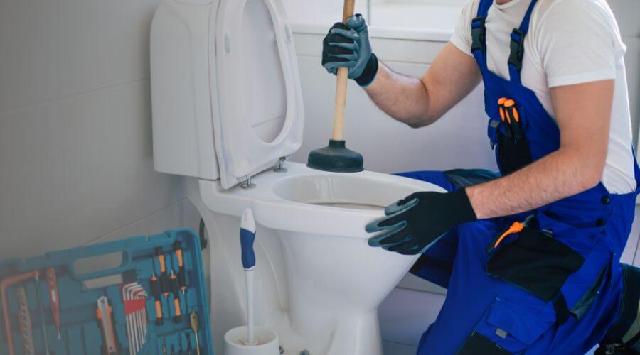 Expert burst pipe repair services in Dutton, MT